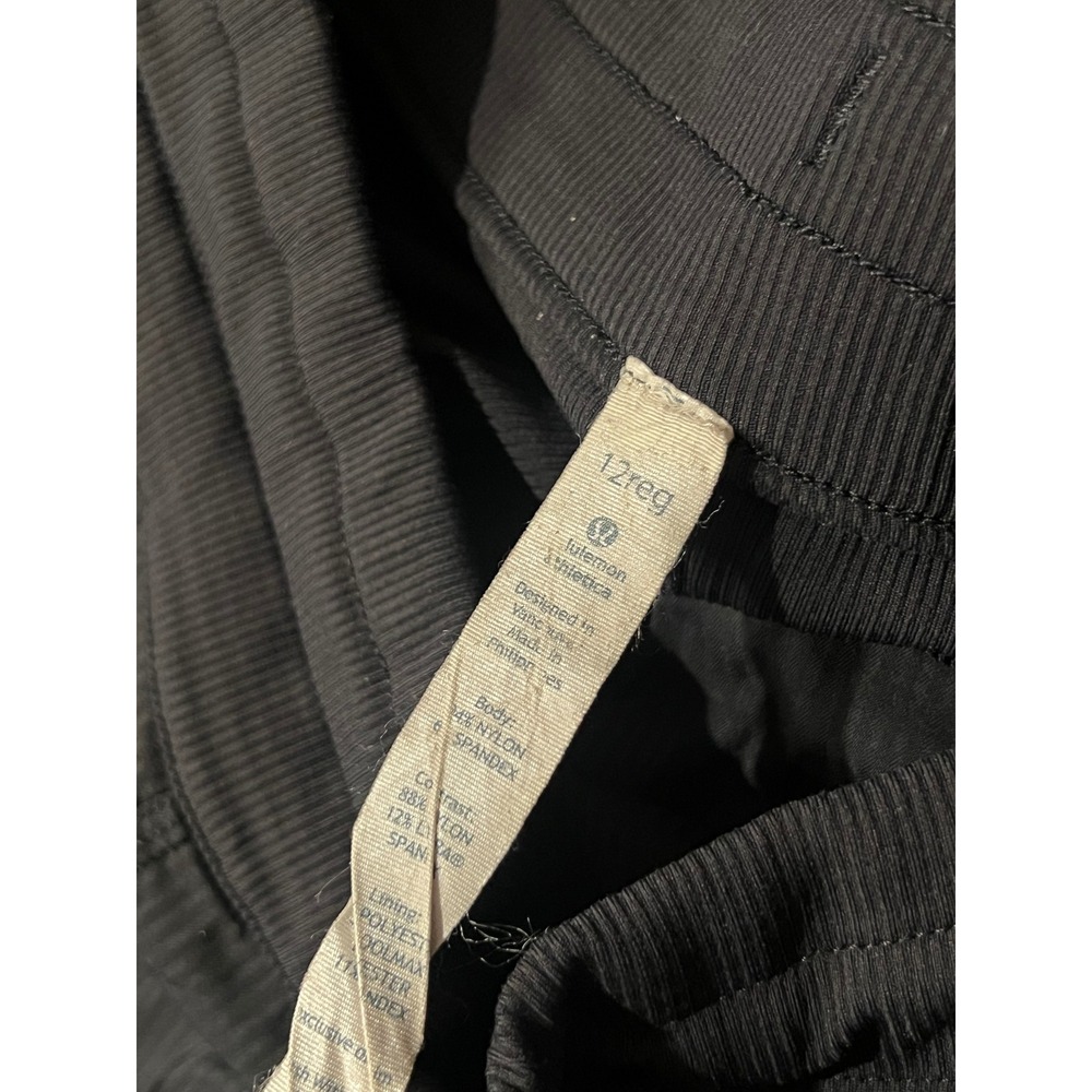 Lululemon athletica Black Pants Size 12 Reg Adjustable Cinch Hem Activewear - Picture 8 of 8